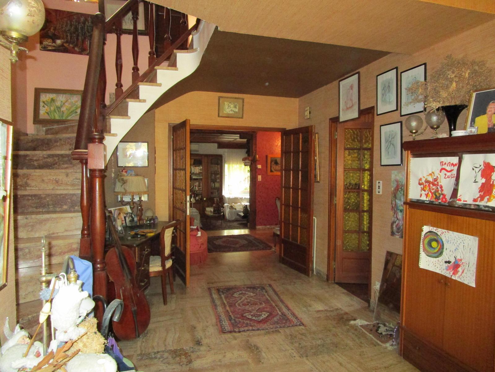 maison 8 pièces - ST-ESTEVE